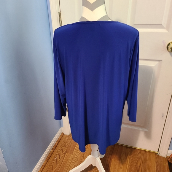 Adele & May Blue Top - Picture 2 of 3